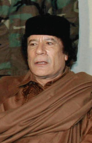 Muammar_al-Gaddafi-09122003