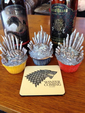 ... of thrones cupcakes: Cupcakes Decor, Thrones Cupcakes, Cupcakes Queen