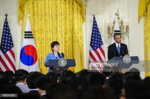 Obama And South Korean President Park Geun hye Meet Hold Joint News