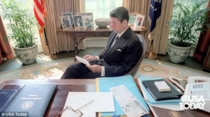 Ronald Reagan's secret note cards of ready-to-use jokes, facts and ...