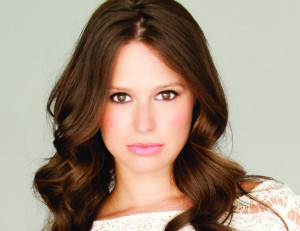 Katie Lowes Biography