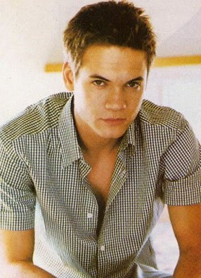 Shane West :) walk yo remember is by far best movie ever. I have quote ...