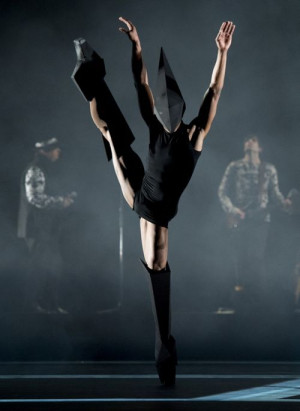 Eric Underwood | Wayne McGregor's Carbon Life: Underwood Dance, Ballet ...