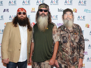 NY - MAY 09: (L-R) Jase Robertson, Phil Robertson and Si Robertson