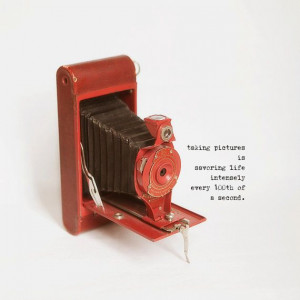 Cute little vintage red Kodak Brownie photograph with quote. Great ...