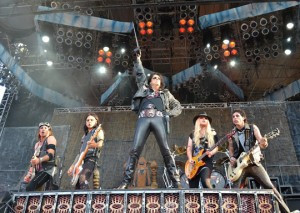 Alice Cooper and his band including former Michael Jackson guitarist ...