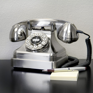 Grand Retro Telephone - Silver Details: