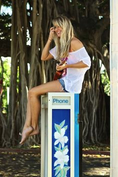 Stargirl played the Ukulele