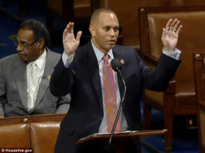 Dem represenatives make 'hands up, don't shoot' motion on House floor