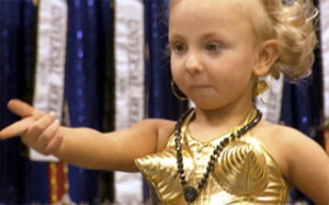 Toddlers & Tiaras Moms Dress Like Their Daughters.