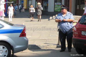 Video Funny Police Chase Fat Policemen Images And