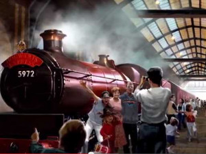 harry-potter-fans-can-ride-the-hogwarts-express-at-universal-studios ...