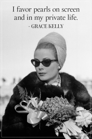 grace_kelly_pearls.jpg