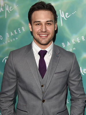 Ryan Guzman Shows Off His 21 Lb Muscle Gain with a Gym 39 Progress