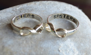 Infinity ring, Sisters Ring, Best Friend Ring Valentines Day. sisters ...
