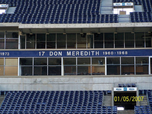 2330549146 ccac283420 Photos IN MEMORY OF DON MEREDITH!