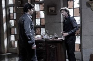 ... The actor reprises his role of Lionel Luthor on the episode 