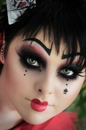 Queen of Hearts makeup