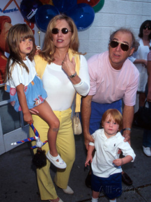 Singer Jimmy Buffett and Wife with their Children Premium Photographic ...