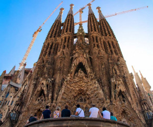 Quotes by Antoni Gaudi