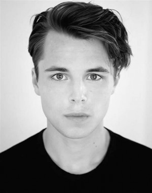 Height: 5ft 10 (177cm)