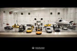 Thread: World's Most Beautiful GARAGES & Exotics: Insane GARAGE ...