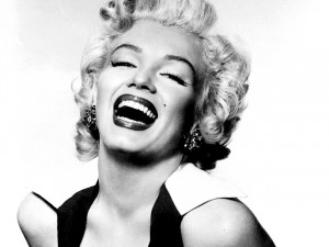 ... ragazza conosciuta in tutta la terra con il nome di Marilyn Monroe