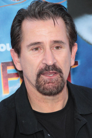 Anthony LaPaglia Pictures & Photos