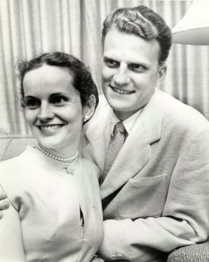Photo File Graham William F with Graham Ruth