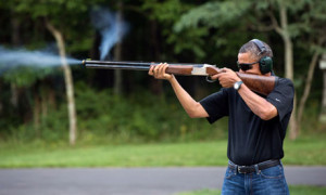 Barack-Obama-shooting-at--010.jpg