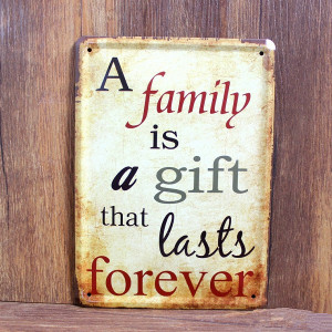 Metal Vintage Tin Signs A family is a gift Plaque Metal Pub Wall ...