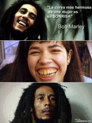 imagen La curva más hermosa de una mujer es su sonrisa. Bob Marley.