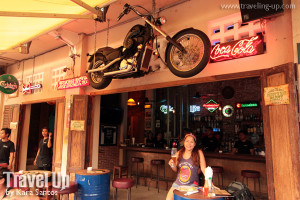 charlie's biker bar siem reap cambodia