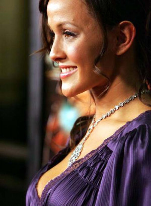 Anna Burns photos by way2enjoy.com Anna Burns Latest News, Photos ...