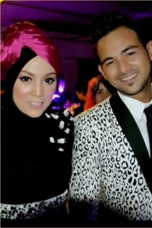 Yo menjadi popular secara tiba-tiba cached similarcinta semakin utuh ...