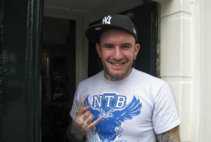 Van De Ben Saunders Limited Waren Tattoo En Picture