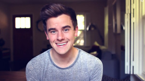 connor-franta-the-youtube-buzz-promoseantv