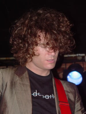 Quotes by Dave Keuning