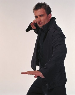 ... invincible names dominic purcell dominic purcell in invincible 2001