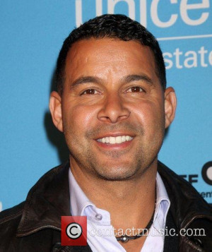 Jon Huertas El Rey Theatre