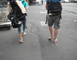 Tuesday’s Travel Rant: Barefoot backpackers