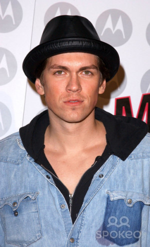 Joanna Garcia Steve Howey...