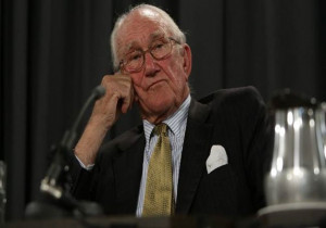 Ex-Australian PM Malcom Fraser dies