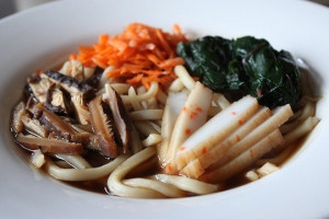 Recipe-autumn-udon-with-vegetables--155943_rect540
