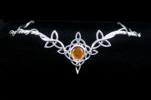Celtic Trinity Knot Jewelry