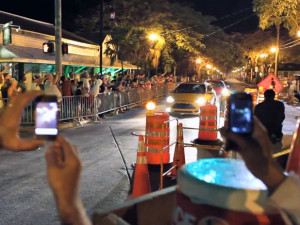 watch-ford-closed-the-key-west-streets-and-had-the-crowd-film-its-ad ...