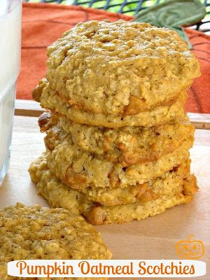 Mommy's Kitchen: Getting in the fall mood. Pumpkin Oatmeal Scotchies.