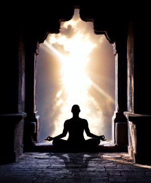 10 Quotes on Conquering Fear and Anxiety From a Meditation Master