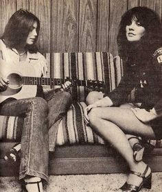 Emmylou Harris and Linda Rondstadt, 1977