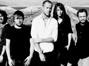 Music_Imagine_Dragons__the_whole_band_in_the_desert_045515_29.jpg